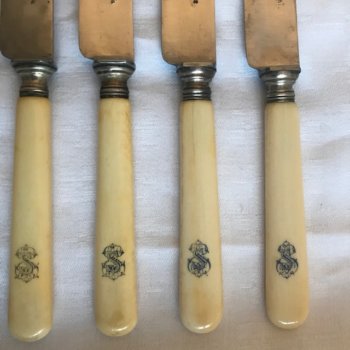 cuchillos de marfil antiguos