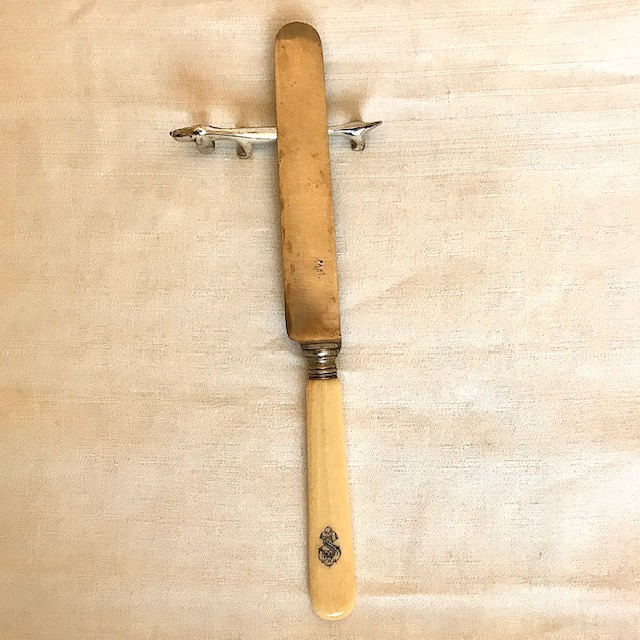 Старинные ножи из слоновой кости