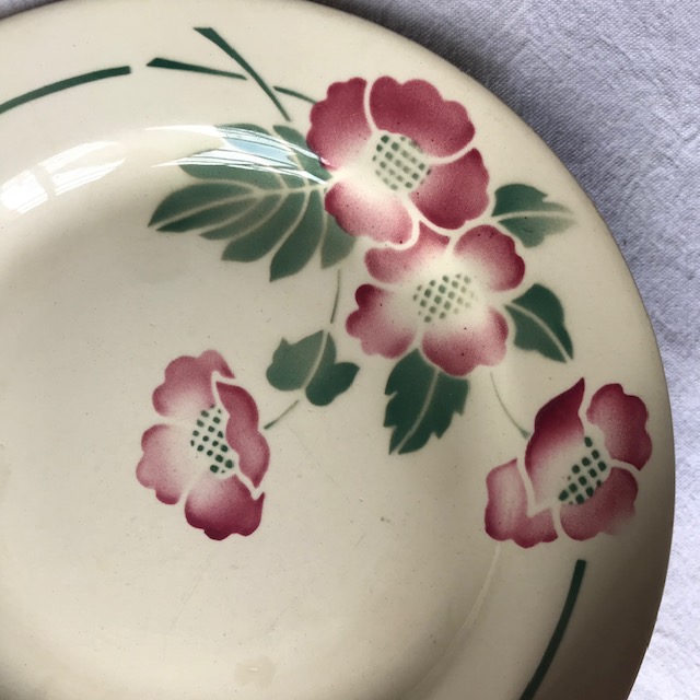 花の咲く陶器皿4枚