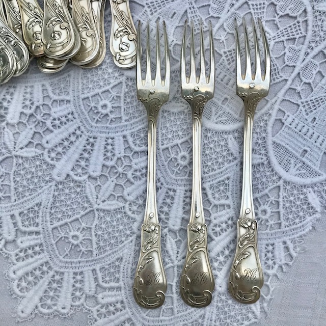 Twelve Art Nouveau cutlery