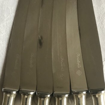 Seis cuchillos de postre Christofle