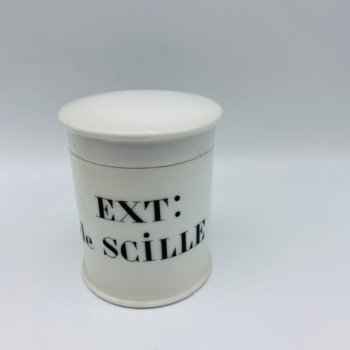Two small porcelain medicine jars