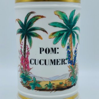 Pom: Cucumer: -Pot à pharmacie