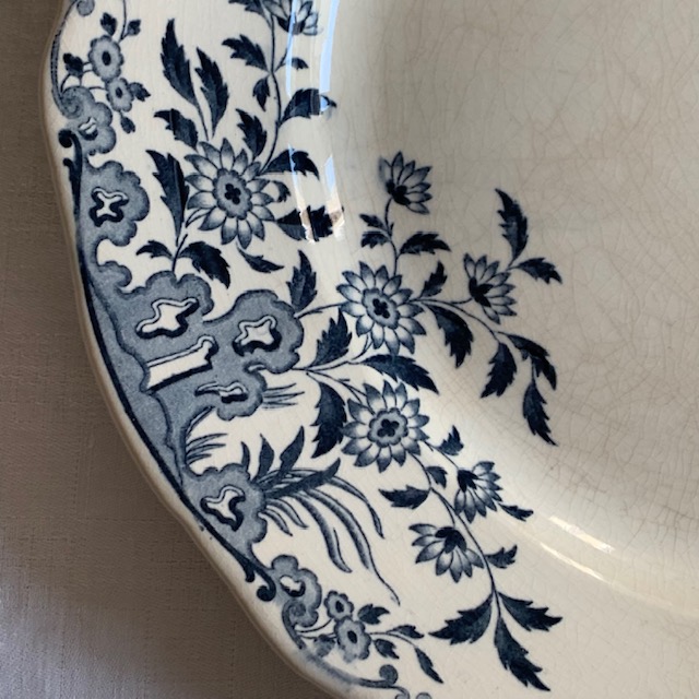 Moscow serving dish