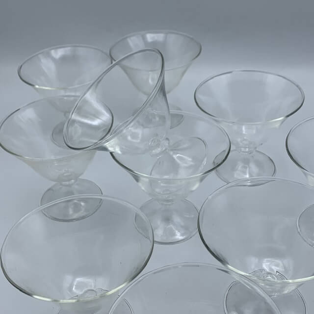 Copas cónicas de cristal