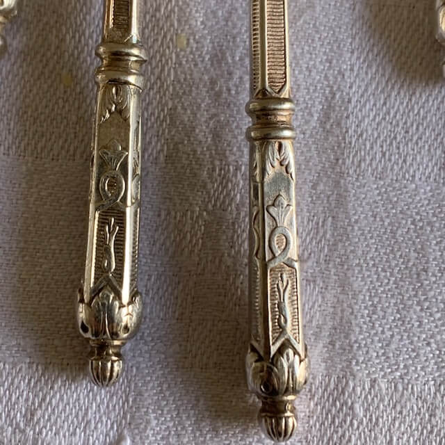 Маленькие посеребренные вилки и ложки Наполеона III