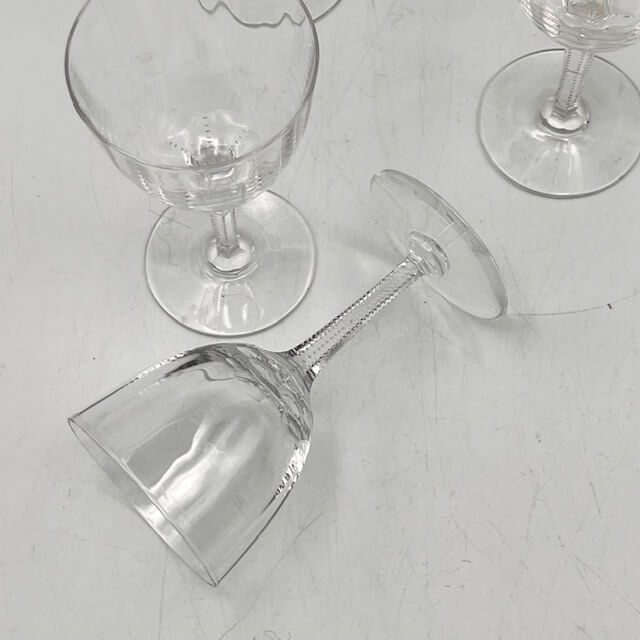 Verres à vin en cristal taillé 1920